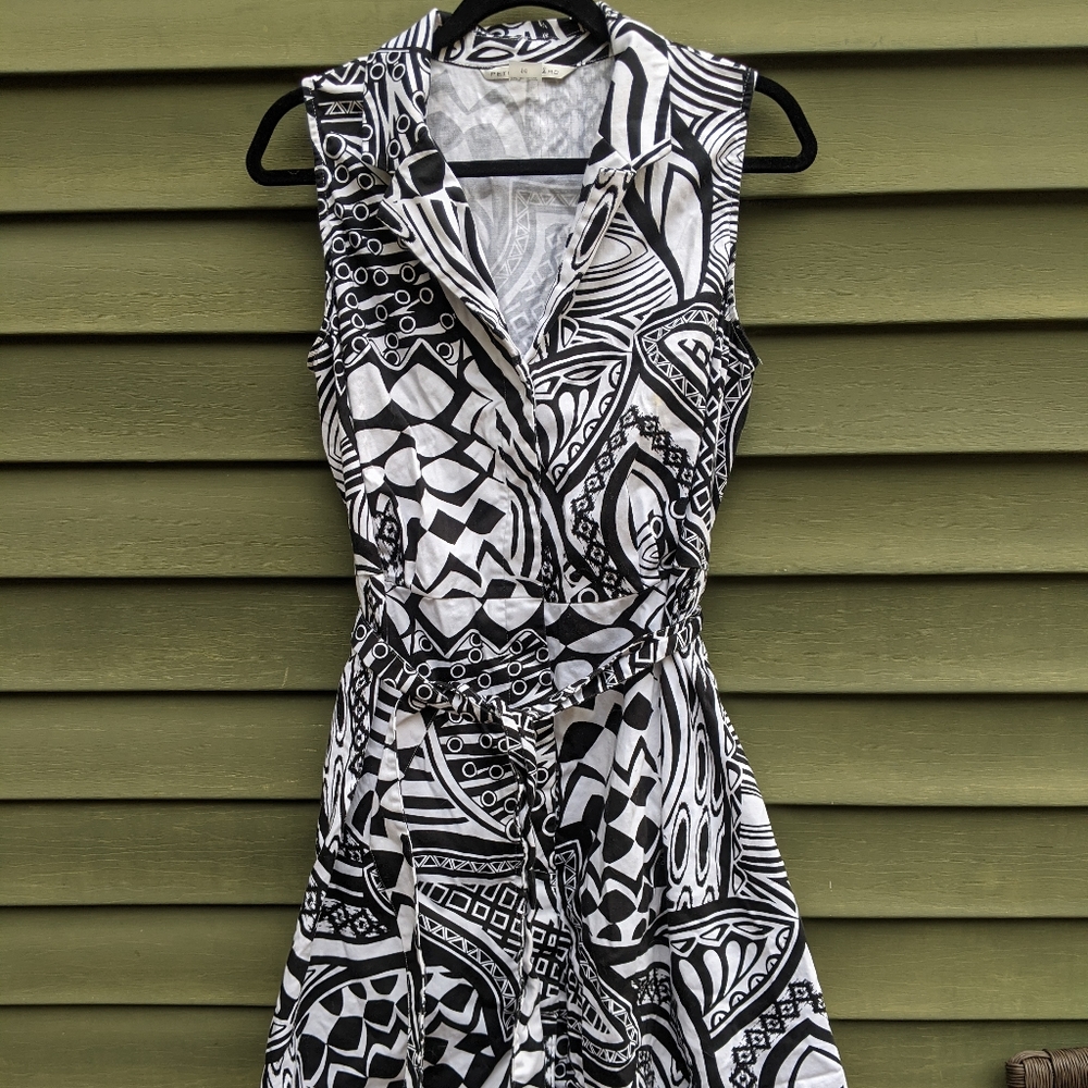 Peter Nygard Black and White Patterned Dress